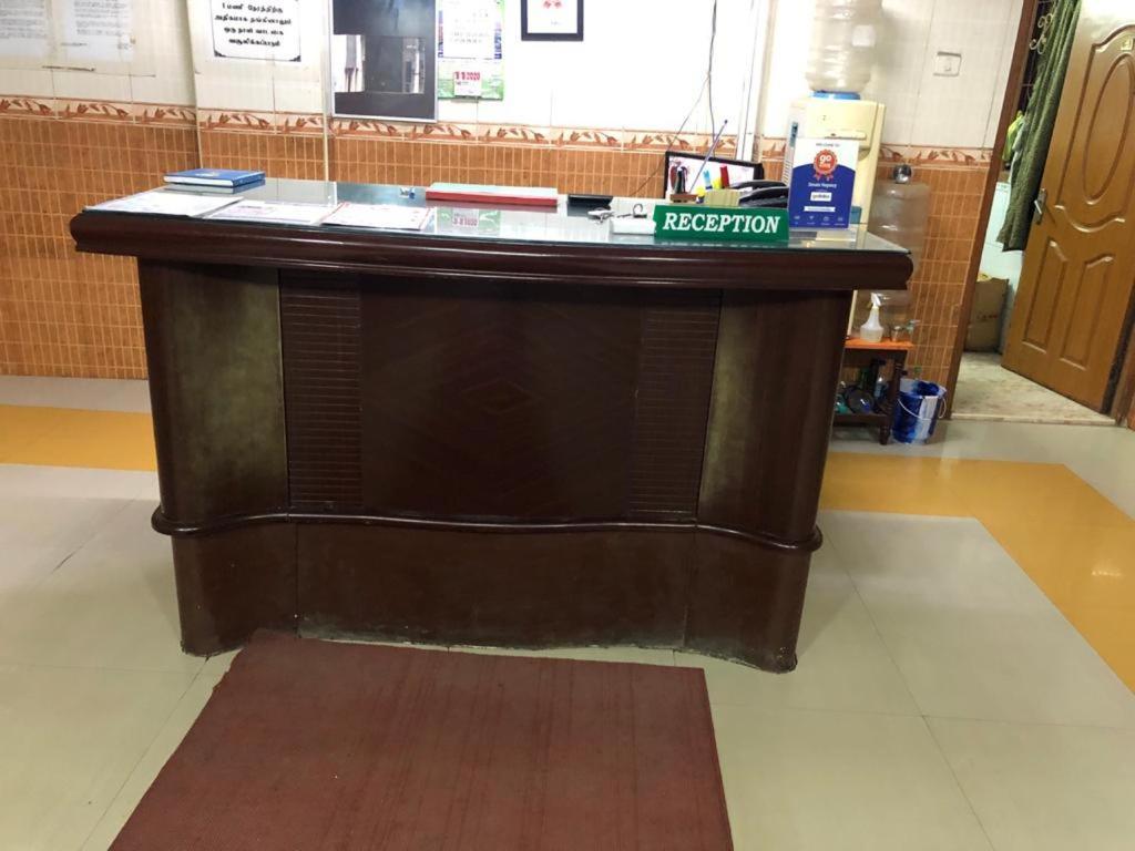 Senate Regency Hotel Chennai Eksteriør billede