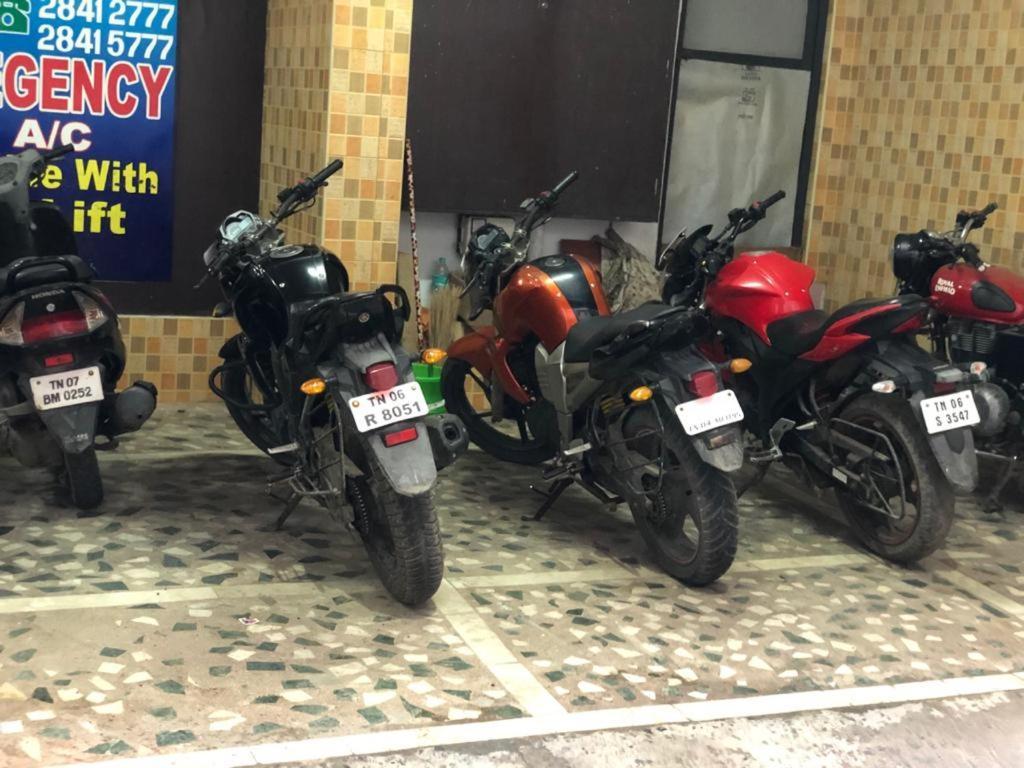 Senate Regency Hotel Chennai Eksteriør billede